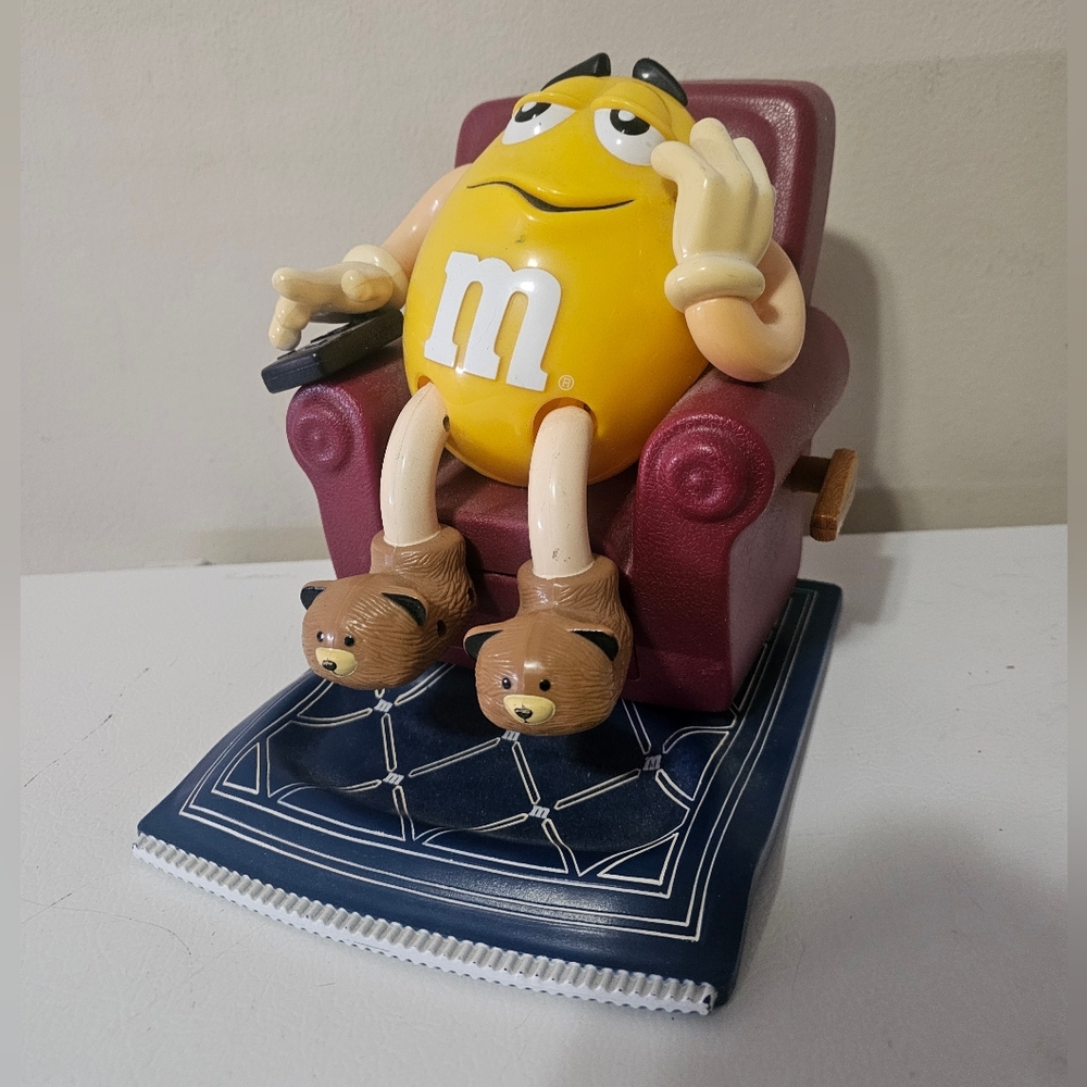 M&M's la-z-boy candy Dispenser limited edition collectible